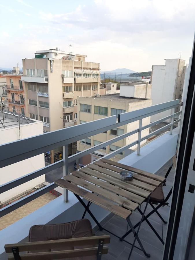 Central Mark Loft Volos Eksteriør billede