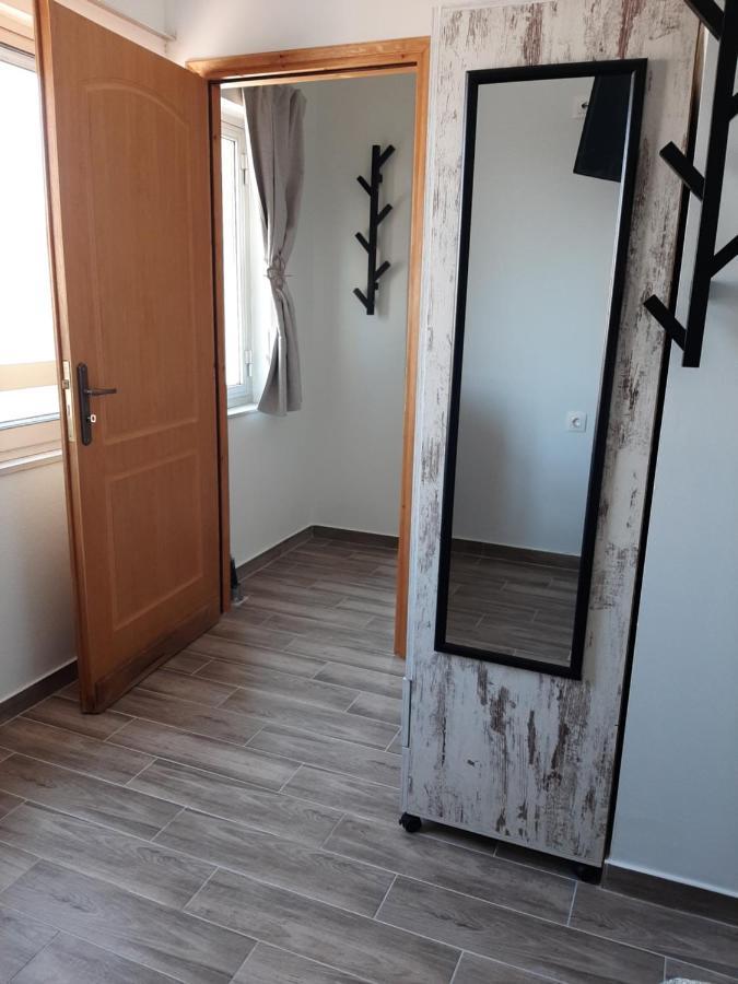 Central Mark Loft Volos Eksteriør billede